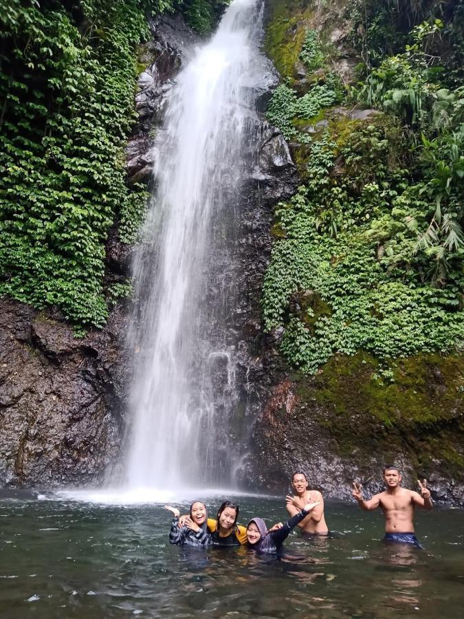Villa Welirang Forest Pacet Mojokerto Exterior foto
